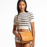 Bandolera en piel cognac