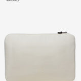 Laptop case in beige recycled fabrics