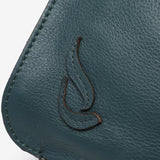 Leather shoulder bag in green