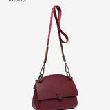 Kleine Handtasche aus recycelten Materialien in Bordeaux.