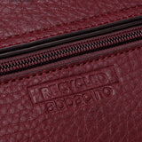 Kleine Handtasche aus recycelten Materialien in Bordeaux.