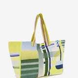Beach bag with geometric print in green