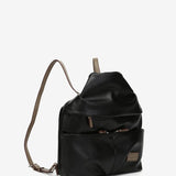 Bolso - mochila en materiales reciclados negra