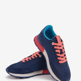 Women's sneaker in blue