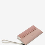 Große Tasche aus rosa Leder.