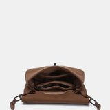 Umhängetasche in braunen recycelten Materialien