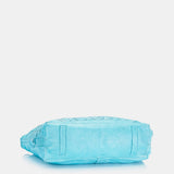 Damentasche aus geflochtenem Leder in Türkis.