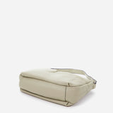 Kleiner Damen-Hobo-Umhängetasche aus grünem Leder.