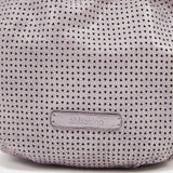 Bandolera tipo saco de mujer en piel troquelada lavanda