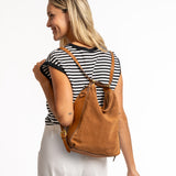 Bolso - mochila en serraje cognac