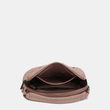 Bandolera con detalles pasados en piel rosa