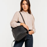 Mochila en piel negra