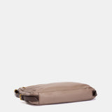 Bolso multifucional en piel taupe