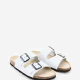 Women's flat leather sandal in white