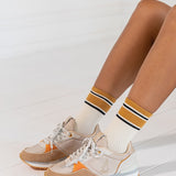 Women's sneaker in orange