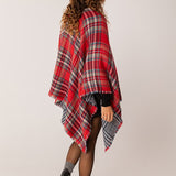 Reversible women's poncho in red and blue