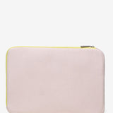 Laptop sleeve in pink fabric