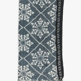 Women's wool scarf with geometric pattern in grey