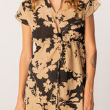 Vestido playero con estampado camel