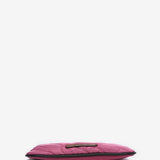 Kosmetiktasche aus recycelten und gepolsterten Materialien in Fuchsia.