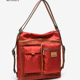 Tasche-Rucksack aus recyceltem Material in Orange.