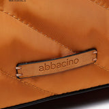 Shopper-Tasche aus recycelten und gepolsterten Materialien in Amber.