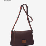 Shoulder bag in burgundy recycled materials