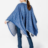 Poncho mit blauem Streifenmuster