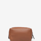 Medium cognac leather toiletry bag