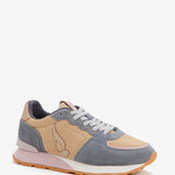 Damen sneaker in camel.