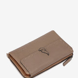 Cartera pequeña de piel en beige