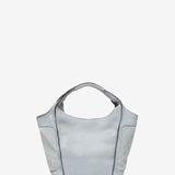 Kleiner Shopper aus Leder in Blau.
