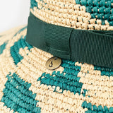 Straw hat in green and beige