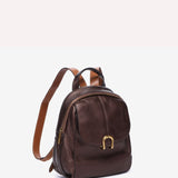 Mochila con herraje en piel bronce