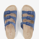 Flache Damenledersandale mit doppelter Schnalle in Blau.