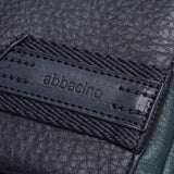 Rucksack aus recycelten Materialien in Blau.