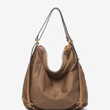Gepolsterte Tasche-Rucksack aus recycelten Materialien in Camel.
