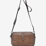 Tasche aus Leder und Wildleder in Taupe.