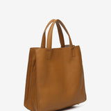 Shopper-Tasche aus recycelten Materialien in Camel.