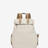 Beige Rucksack aus recycelten Materialien.