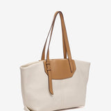 Beige Shopper-Tasche aus recycelten Materialien.