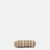 Partytasche mit braunem Muster.