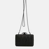 Clutch de fiesta en negro