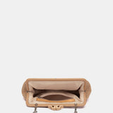 Kamelmarmorierte Party-Clutch