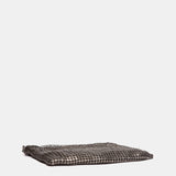 Bolso de fiesta en malla metálica plateada