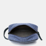 Fierfraubedürftig in Blau