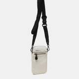 Handtasche für das Handy aus recycelten beige Stoffen.