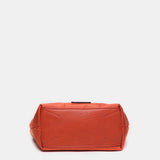 Organizer aus recyceltem orangefarbenem Material.