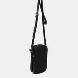 Schwarze Handytasche aus recycelten Materialien.