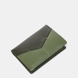 Cartera de hombre de piel con protección RFID en verde